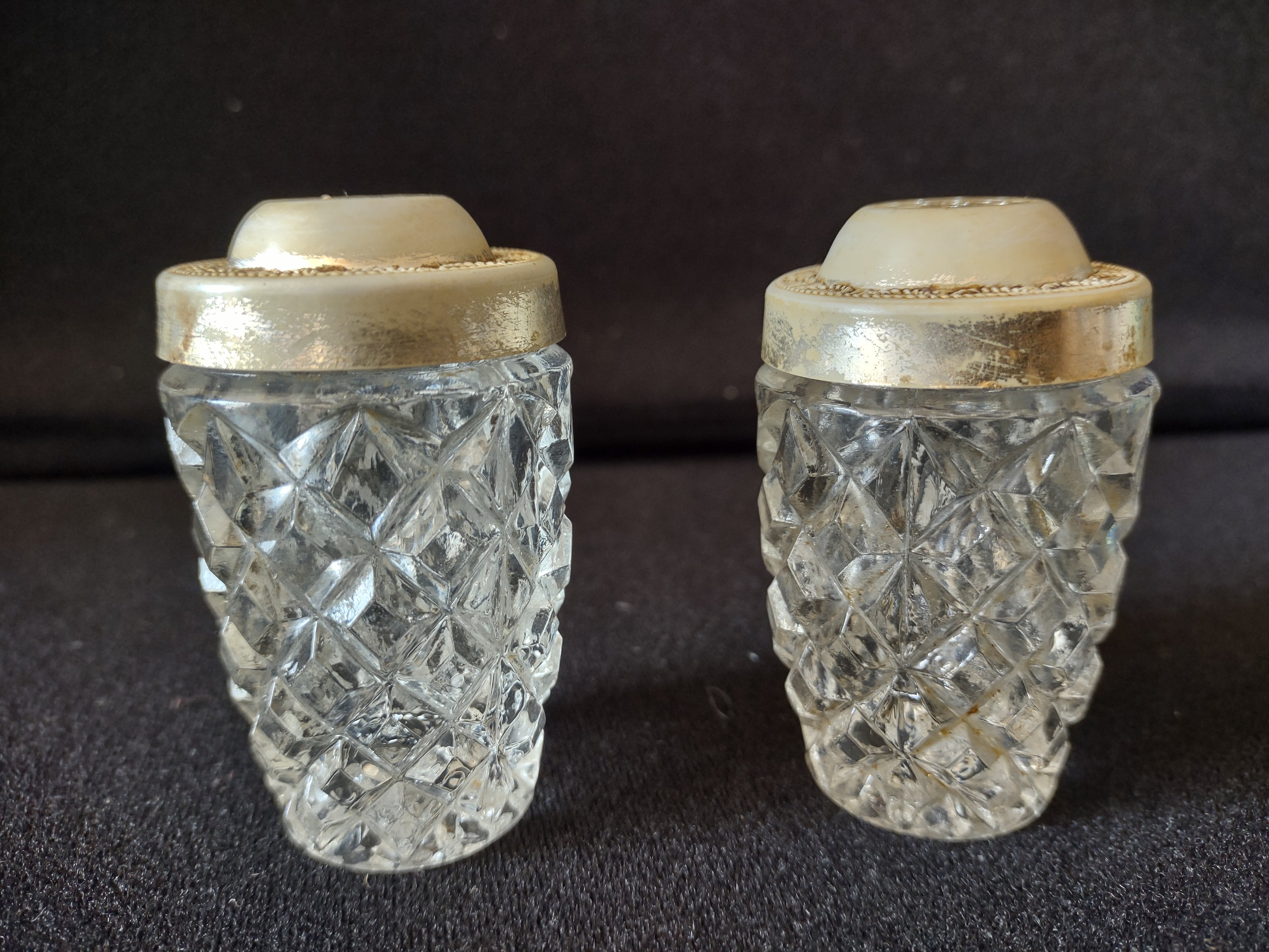 Vintage Salt Pepper Shaker Glass Body Plastic Top IMPERFECT (lot 5396)