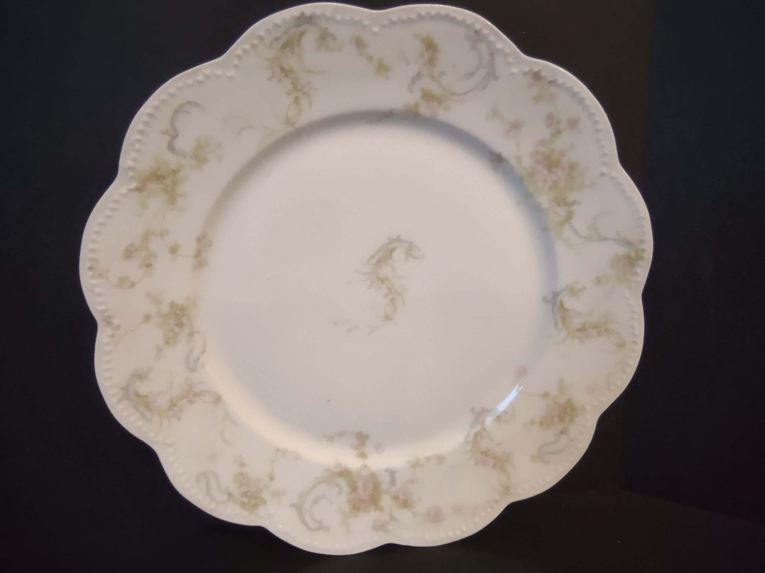 Haviland Limoges French Chic Luncheon/Salad Plate Rose Blue Ribbon (lot 1085)