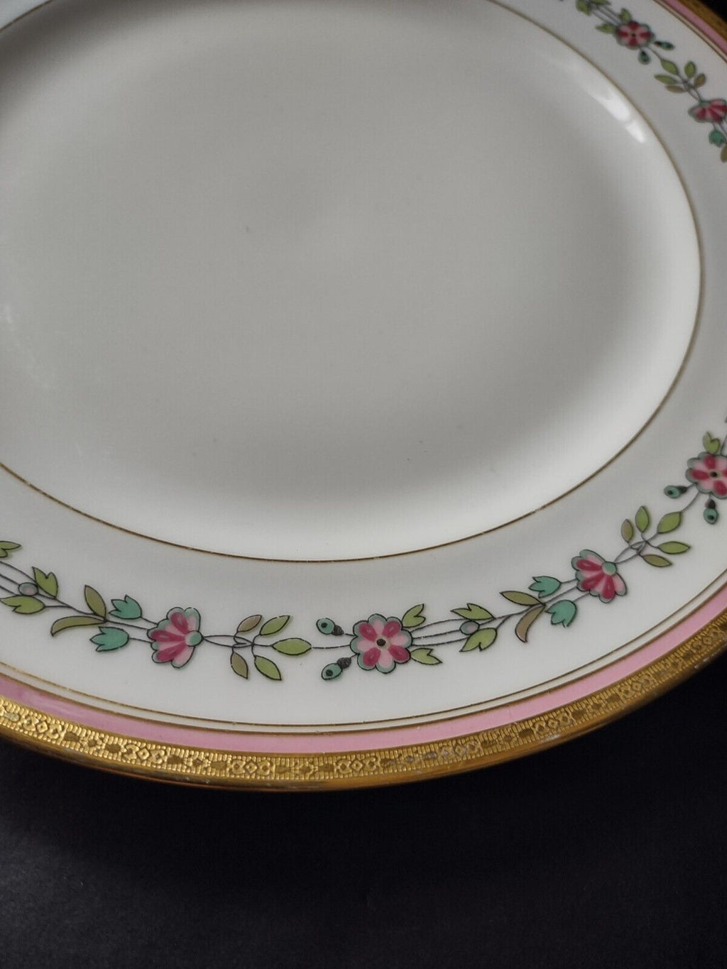 Depose Limoges Gold Trim Pink Flower Design Dinner Plate (lot 639)