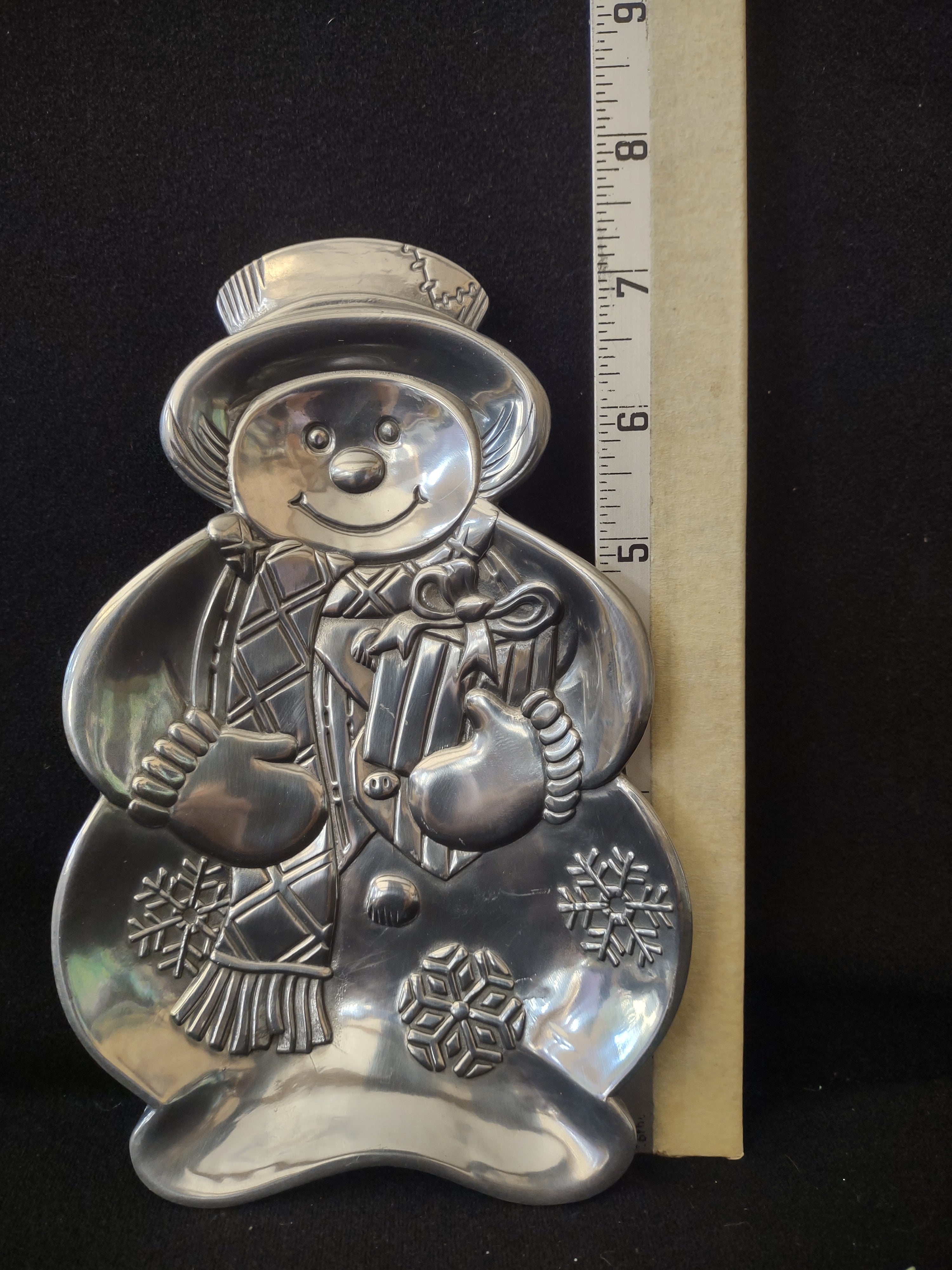 Christmas Snowman Pewter Colored Candy Dish Snowflakes Gift Scarf Hat (Lot 4167
