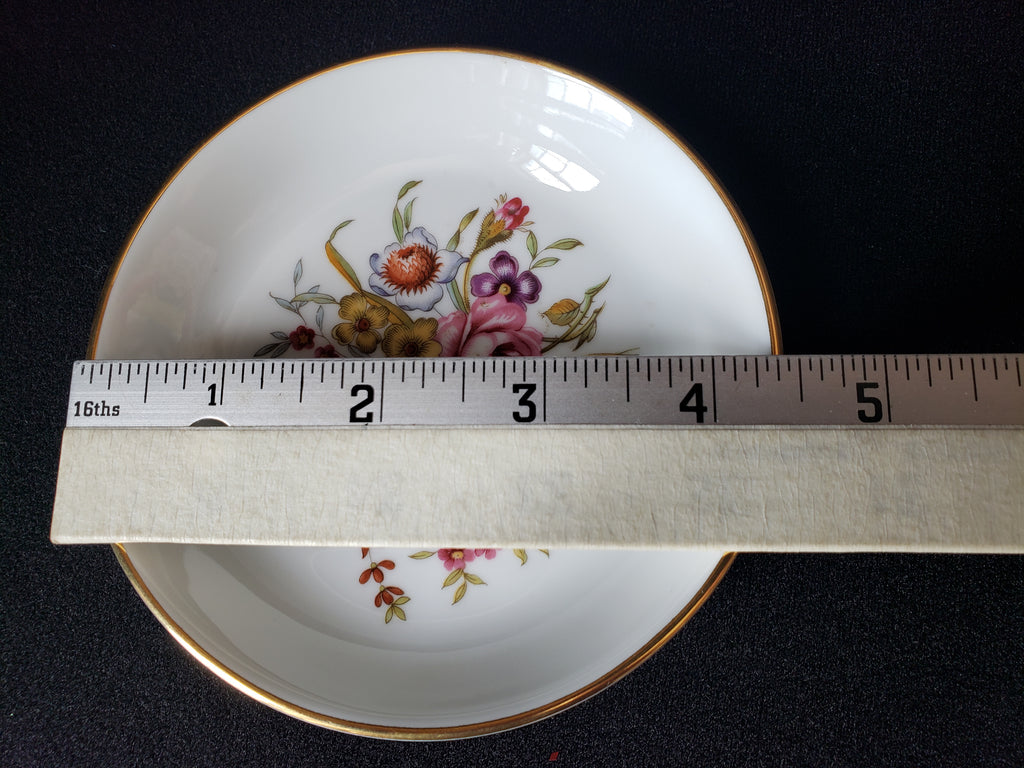 Vintage Royal Worcester Bournemouth Avon 1982 Small Dish 4-1/2" (lot 2066)
