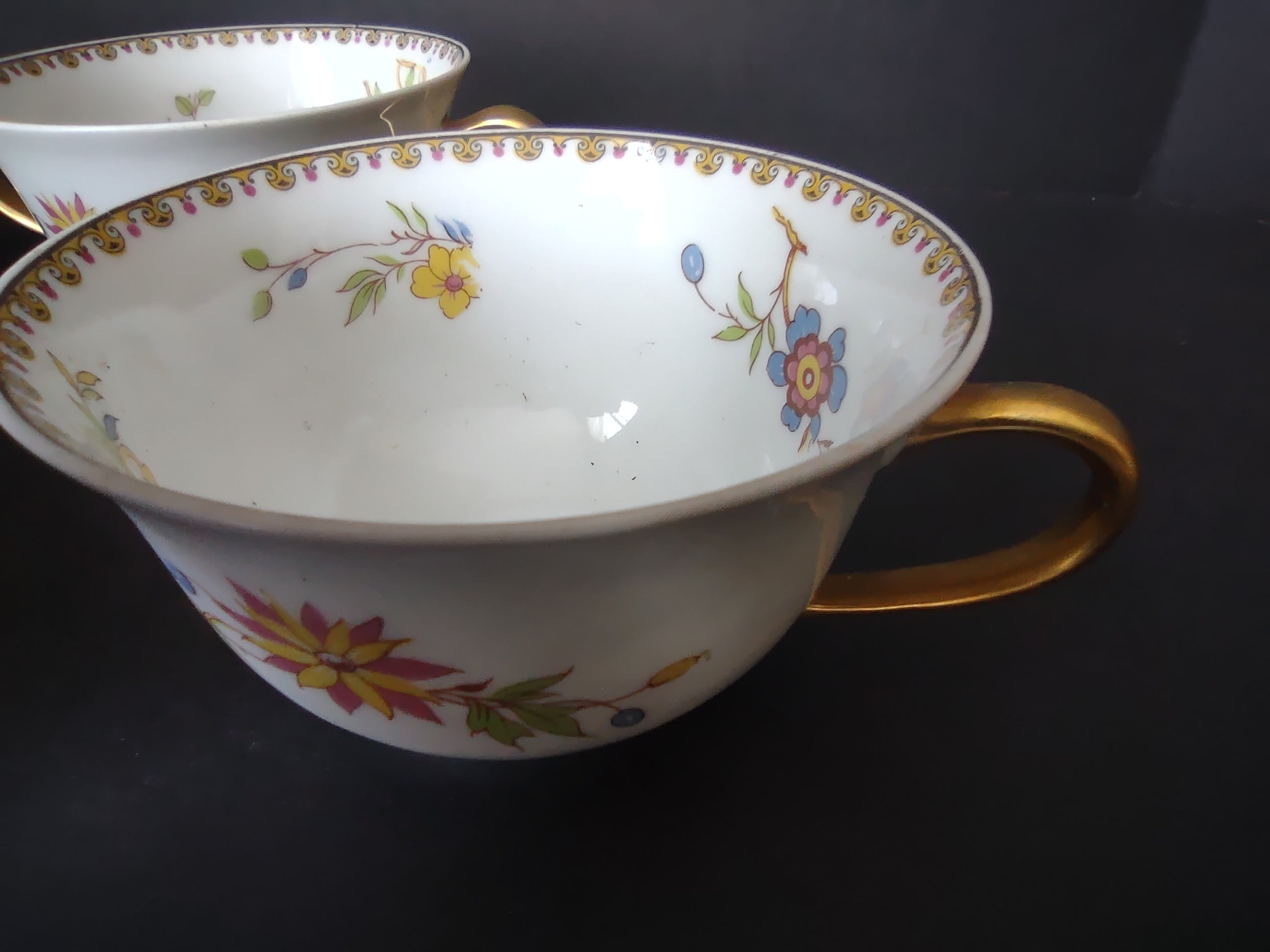 B. Altman Limoges Old Abbey Rouen Spray Pheasant 4 x Bouillon Cup ONLY (lot 815)