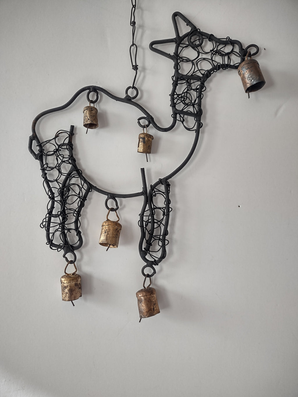 Vintage Primitive Rustic Christian Camel Farmhouse Bell Folk Art Wind Chime 1276