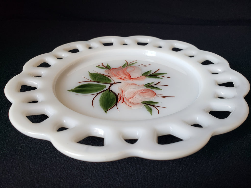 Vintage Westmoreland Roses Motif Milk Glass Wall Plate (lot 2187)