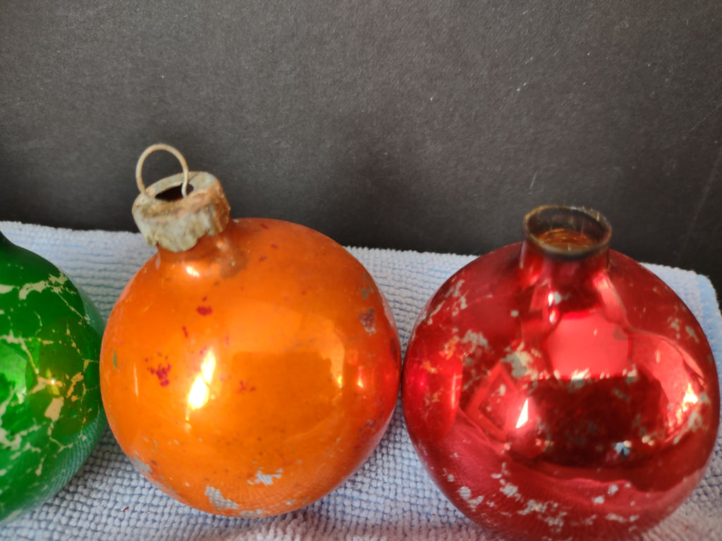 Vintage Christmas Ornament Red Bulb x 4 Shiny Brite 2-1/2" IMERFECT (lot 3452)