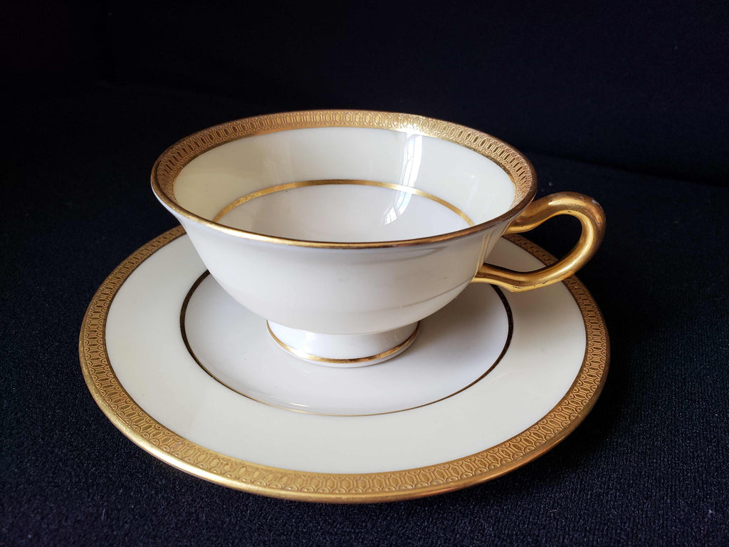 Vintage Lenox Springfield Tea Cup with Liner (lot 1926)