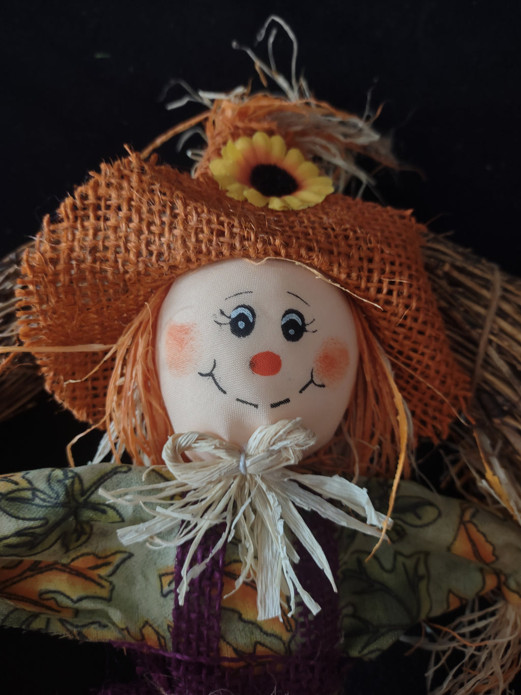Halloween/Thanksgiving/Fall Scarecrow Leaf Pumpkin Fruit Twig Wreath (Lot 3455)
