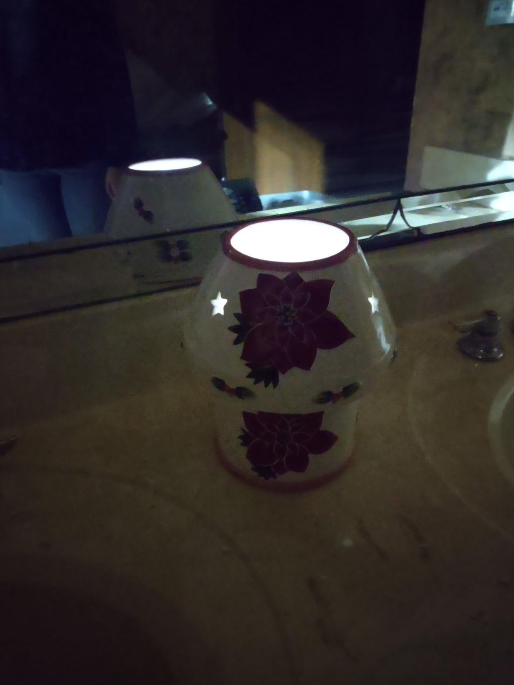 Vintage Christmas Ceramic Poinsettia Base Shade Candle Holder (Lot 3687)