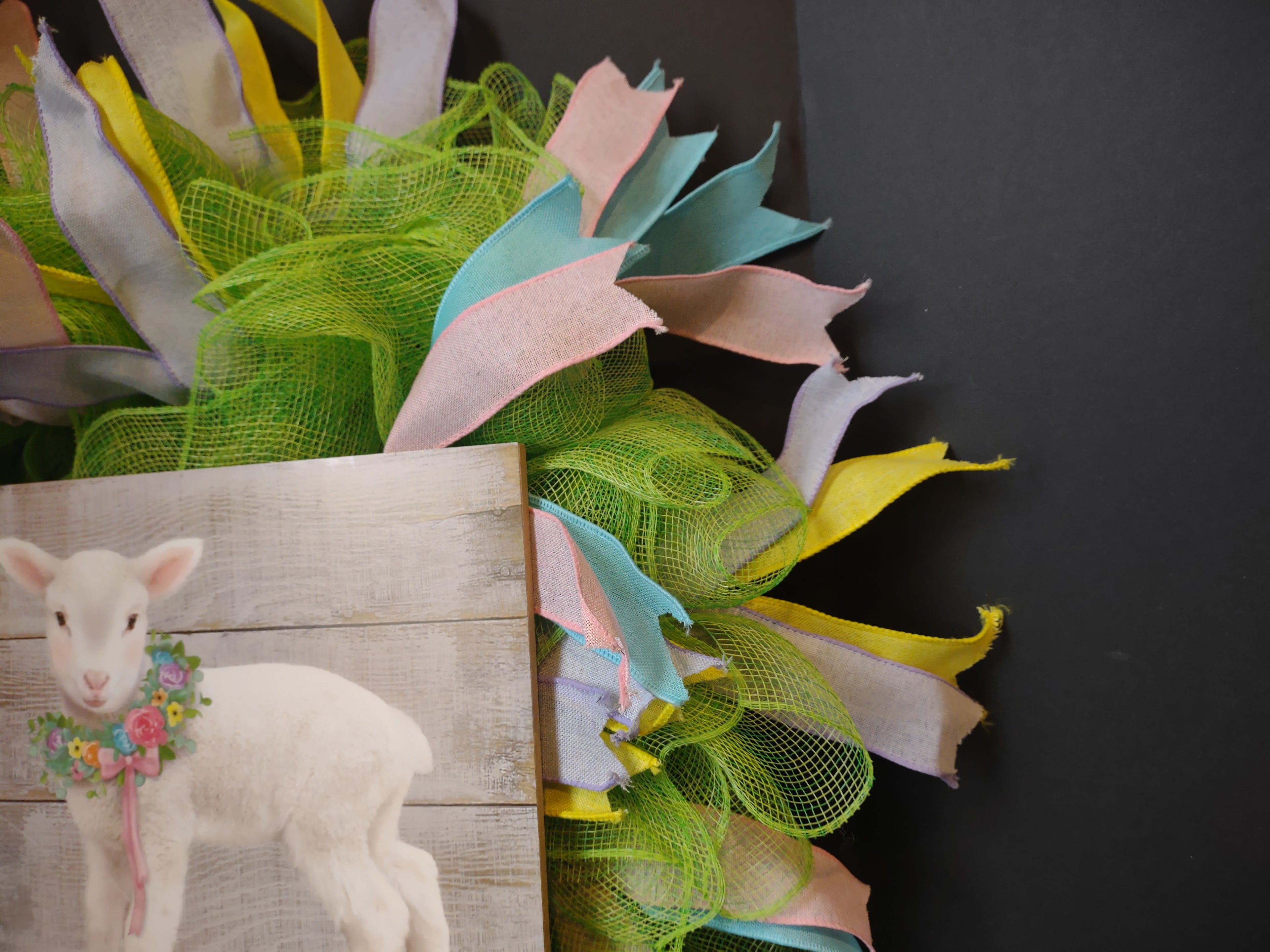 Front Door Wreath Mesh Decor Easter Lamb (lot 1365)