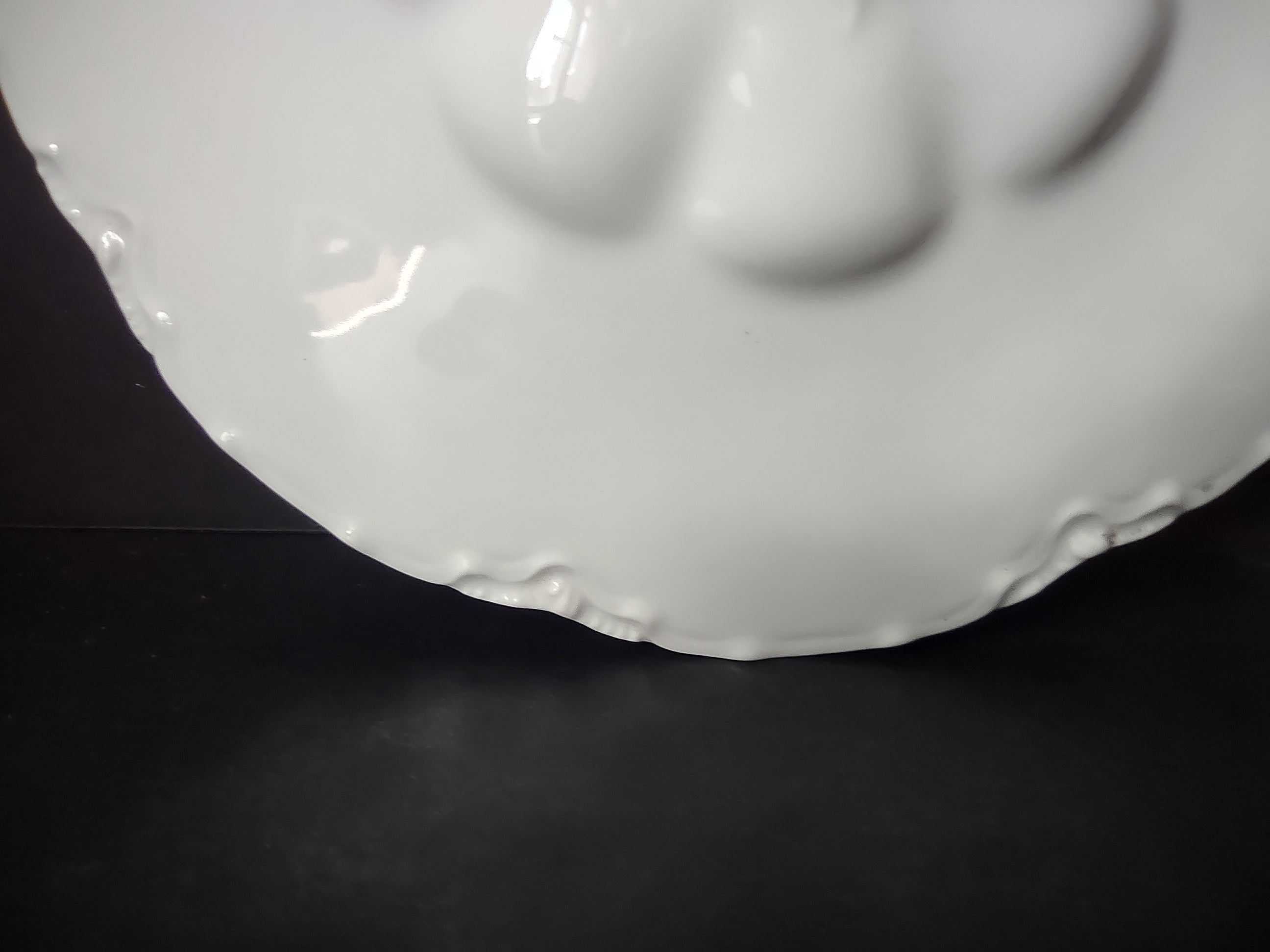 Haviland France Limoges Round LID ONLY for Serving Bowl Plain White (lot 1022)