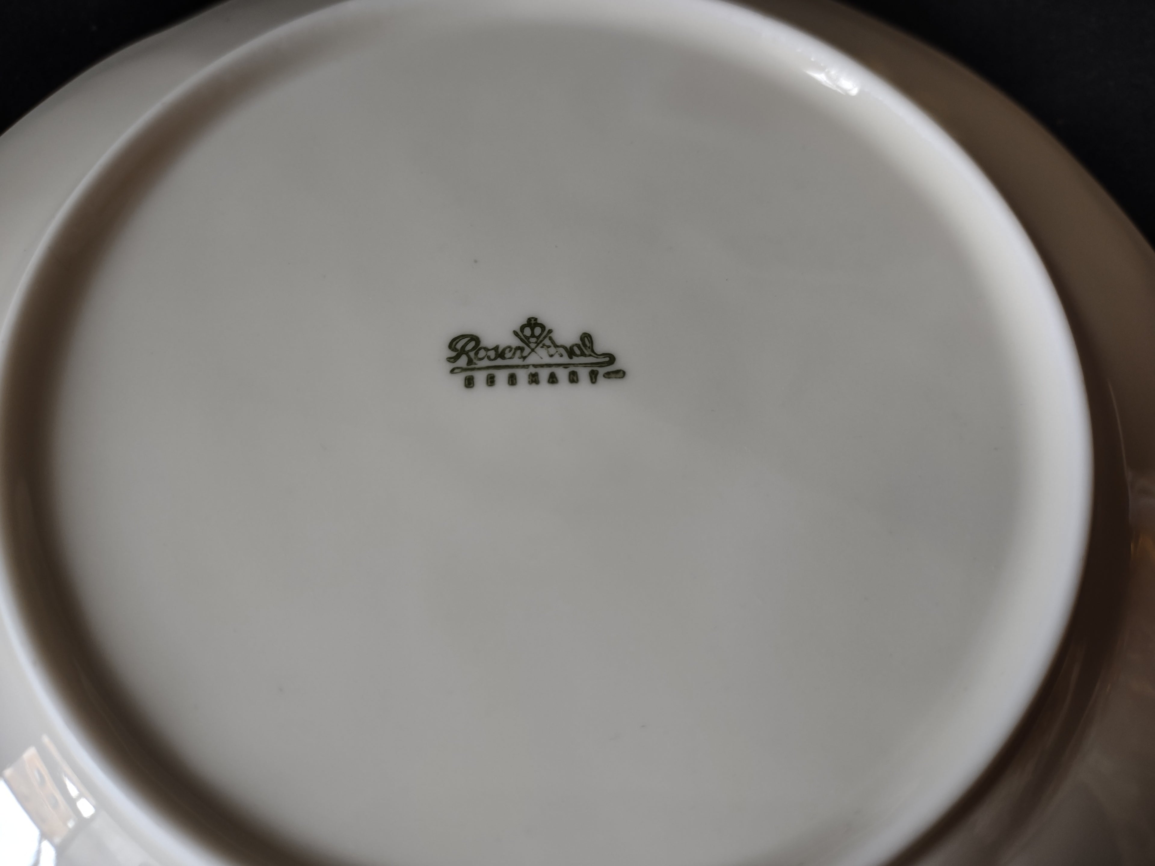 Rosenthal Set of 2 Dessert Plate Scrolled Edge Gold Trim (lot 1767)