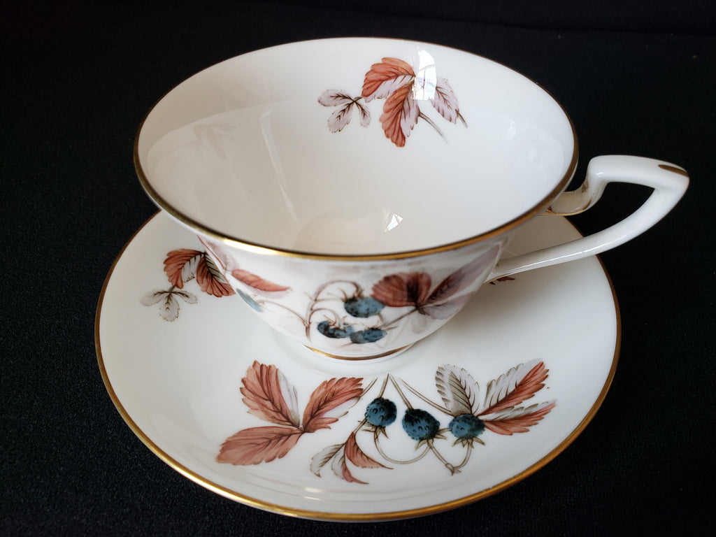 Vintage Royal Worcester Fraises Des Bois Tea Cup with Saucer (lot 2133)