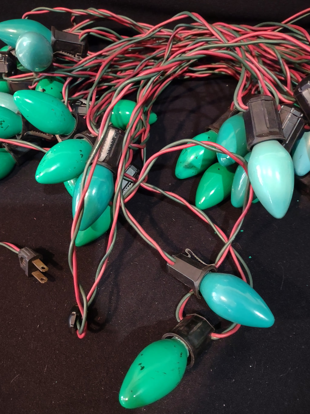Christmas String Lights Vintage 39 Socket C9 Bulb NEED One light fixed lot 3290