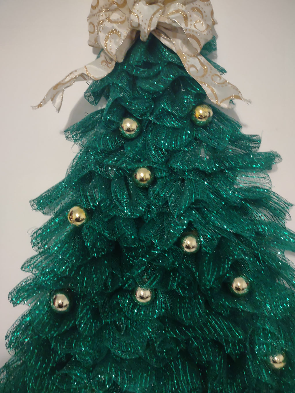Handmade Ribbon Green Christmas Tree w/ Ornaments Flat Hang on Wall 22" (lot 1295)