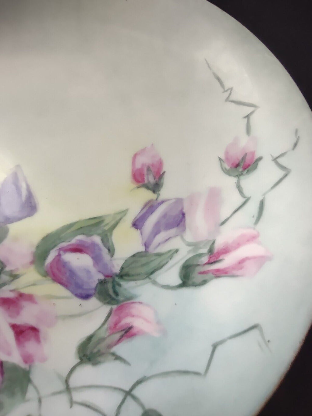 Limoges Gold Trim Salad Luncheon Pink Purple Flower Plate (lot 631)