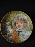 Vintage Kaiser Porcelain Plate Series of Memories The Christmas Eve (Lot 4823)