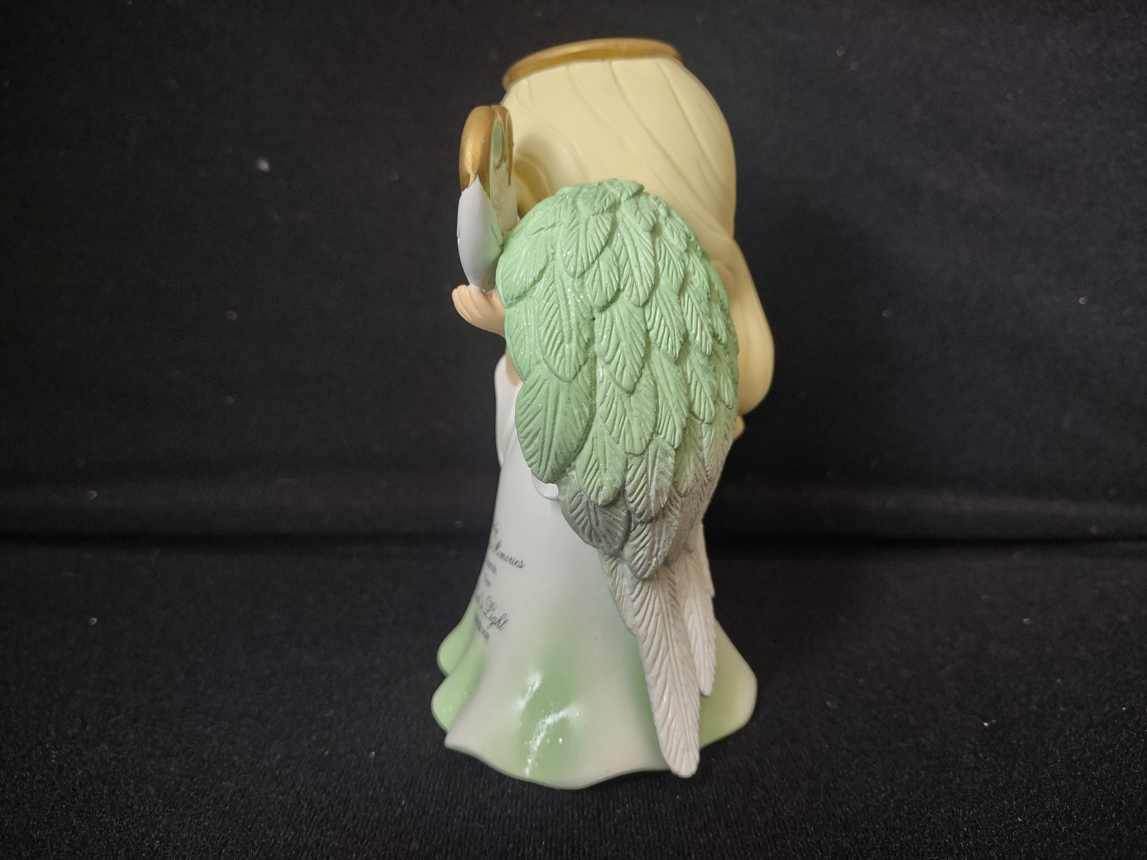 Precious Moments Wings of Remembrance Guardian Angel Cherished Memories (2644c)