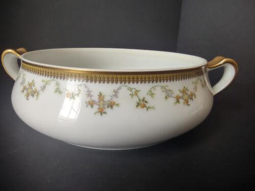 Haviland Limoges Round Soup Tureen The Valmont NO LID (lot 765)
