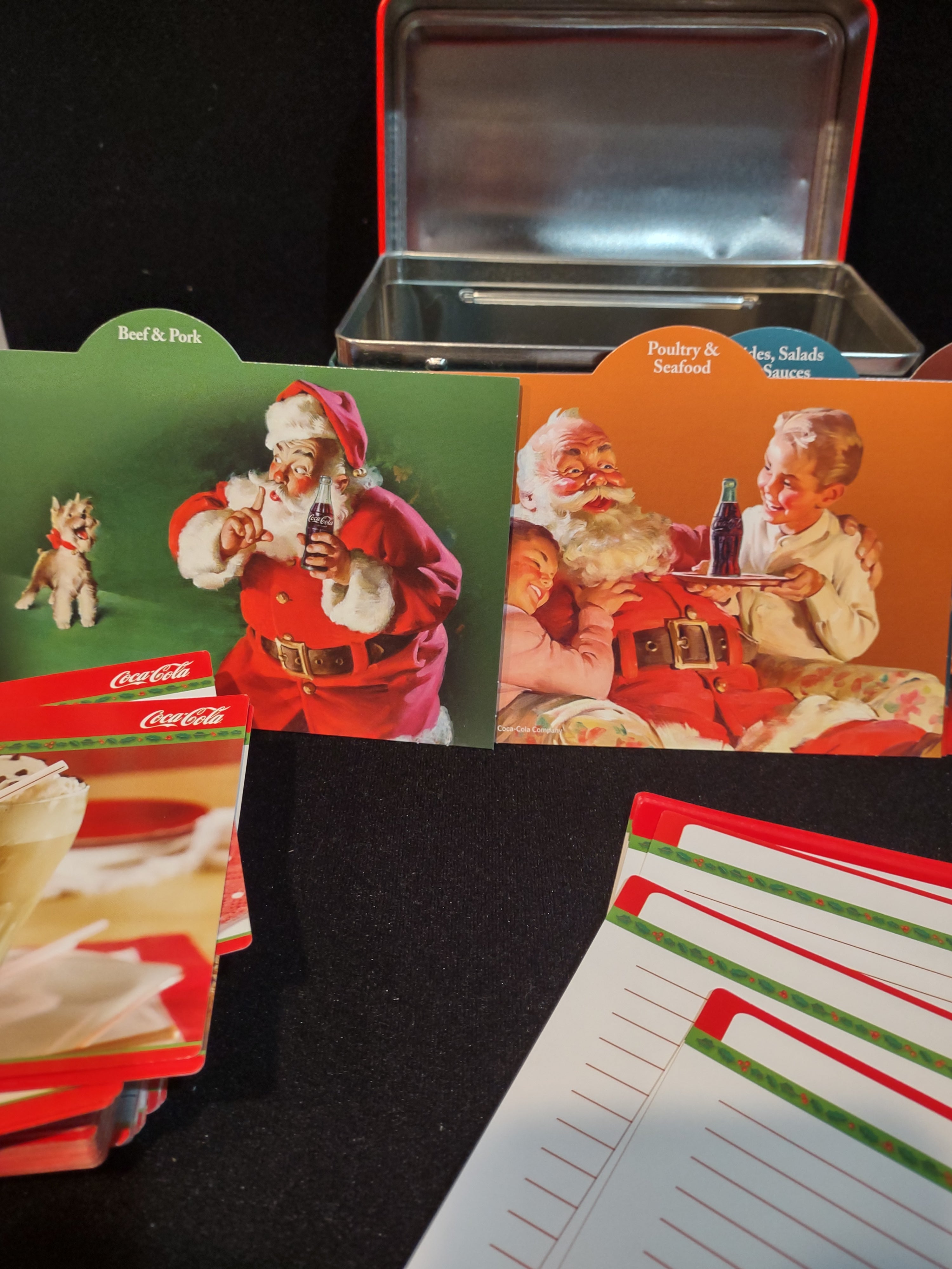 Vintage Cooking with Coca-Cola Recipe Box with Recipes (lot 5418)