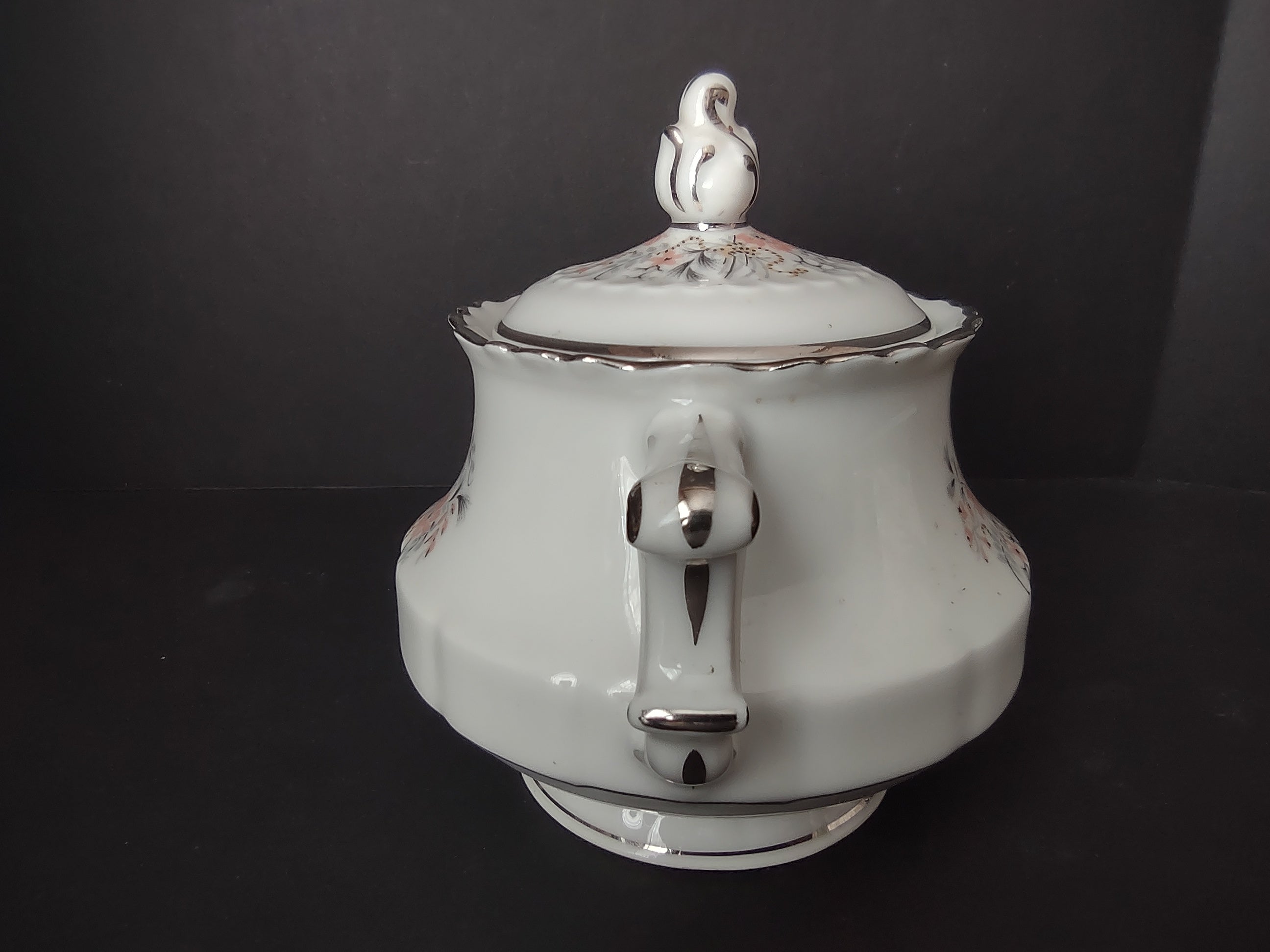 Haviland France Limoges Sugar Dish Floradora Platinum Trim (lot 977)