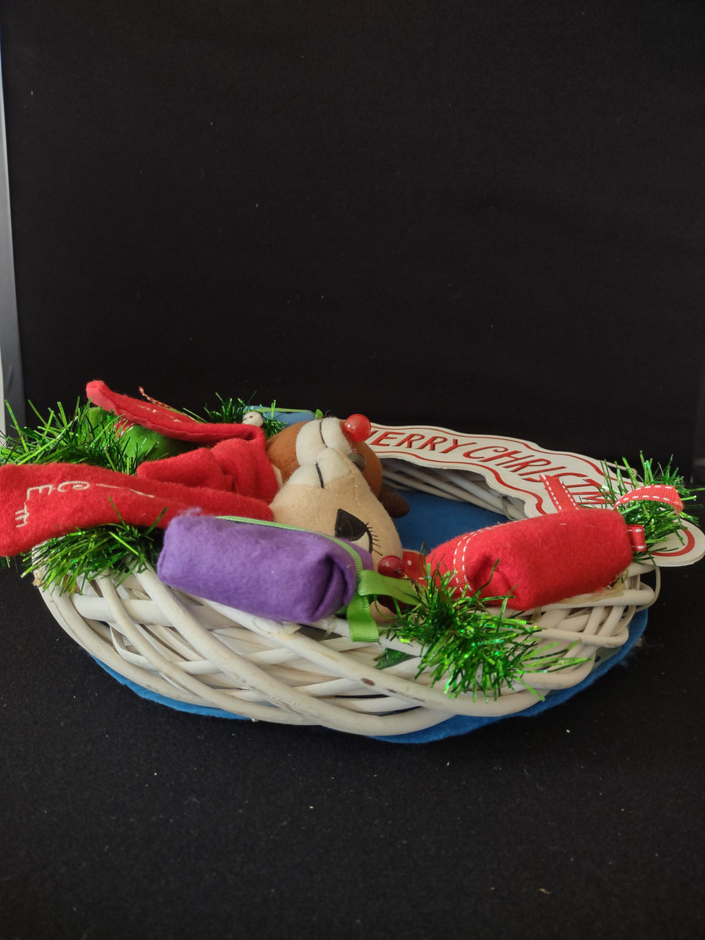 Vintage Rudolph Clarice Merry Christmas Wreath Door Wall Hanging (Lot 3715)
