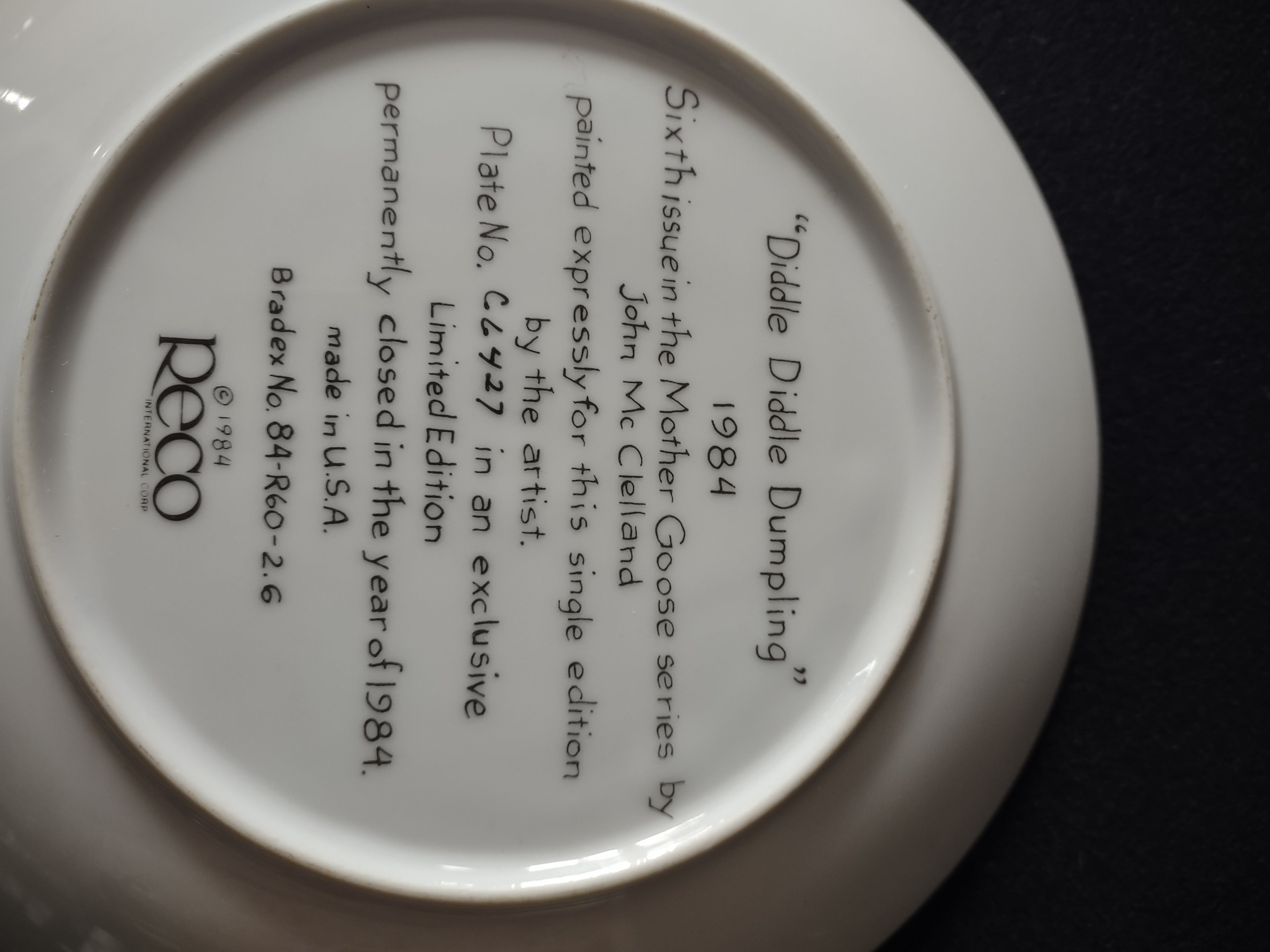 Vintage Mother Goose Collector Plate 6th Issue Diddle Diddle Dumpling (Lot 5117)