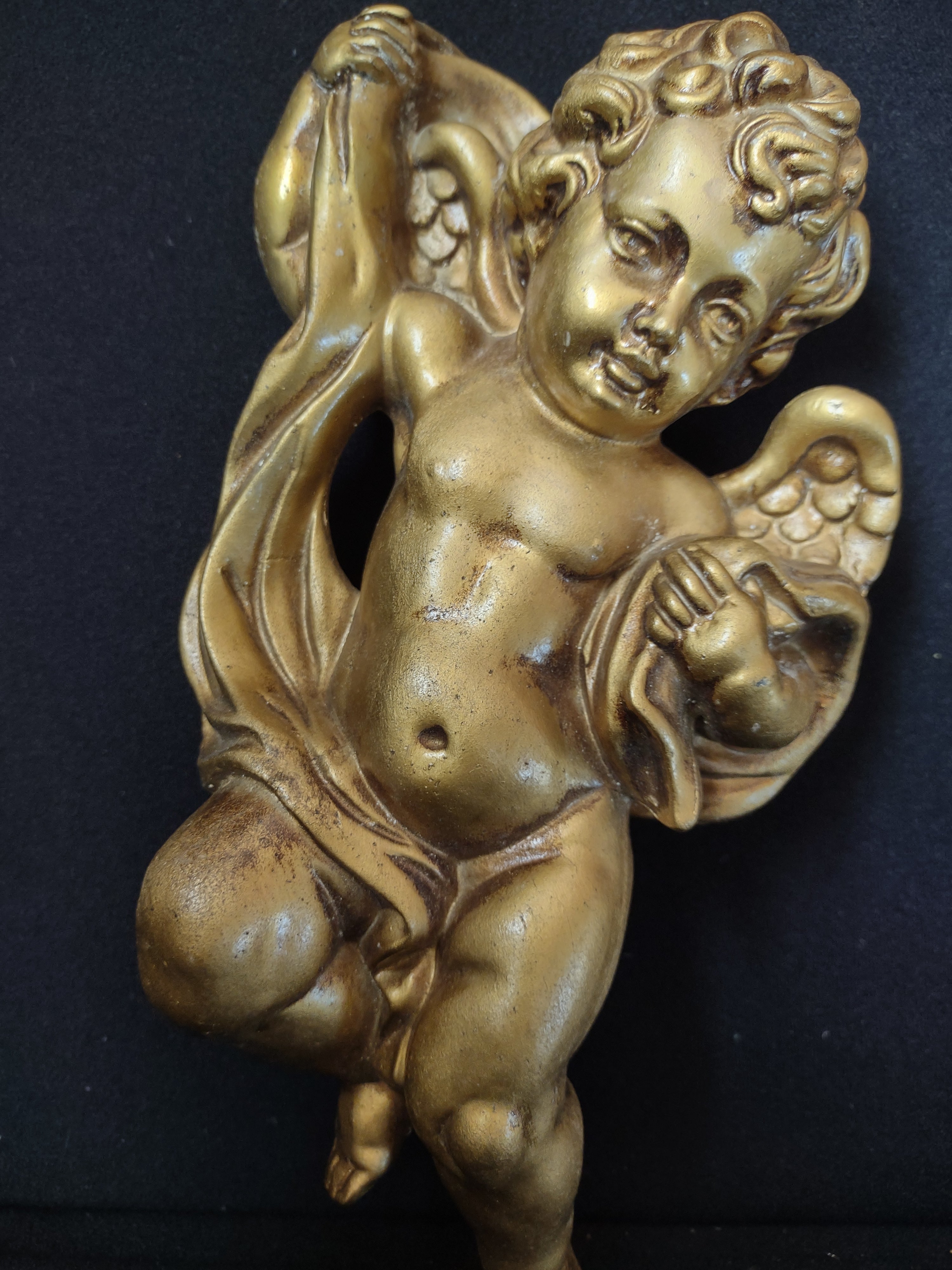 Golden Art Regency Wall Ceramic Angel Cherub 10" (lot 1610)