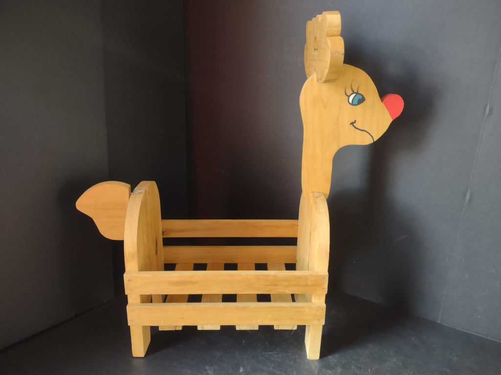 Vintage Wooden Rudolph Reindeer Planter Christmas Basket (lot 3358)