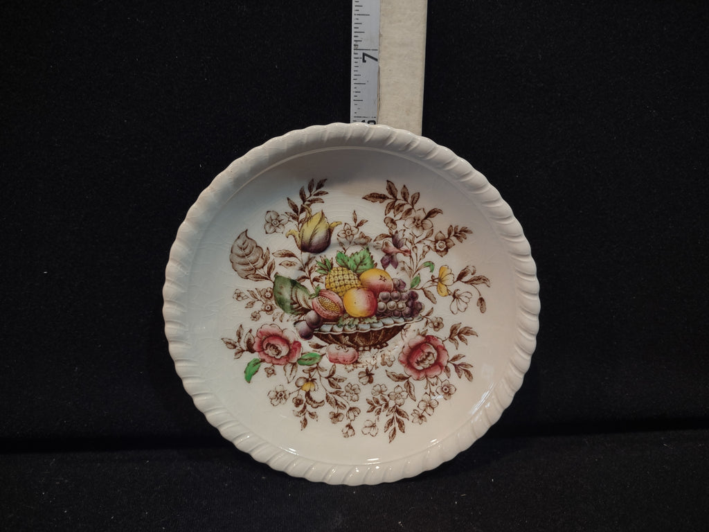 Vintage Johnson Bros Pomona Windsor Ware Saucer England Ironstone (lot 5611)
