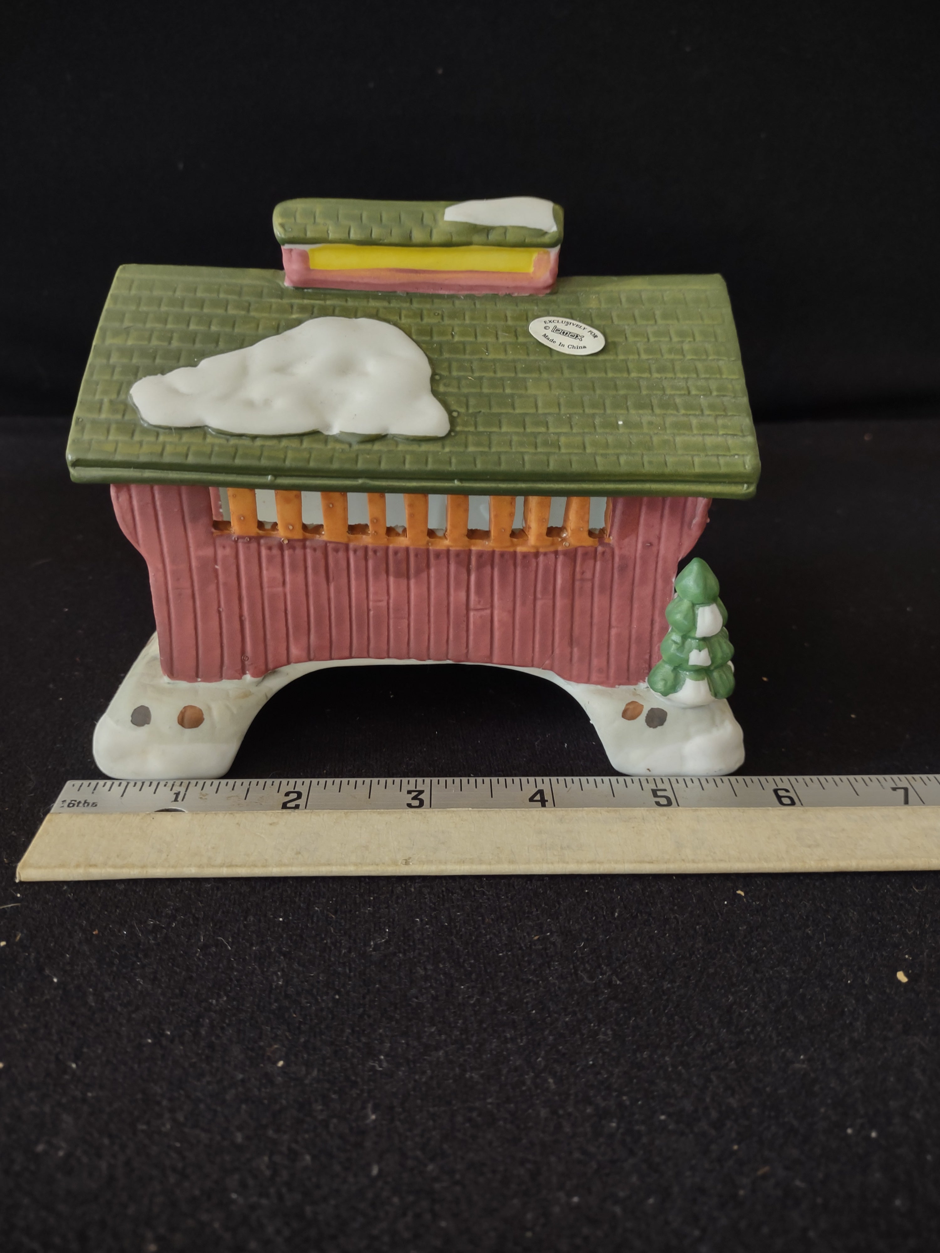 Vintage Lemax Dickensvale Collectible Porcelain Oak Ridge Bridge (Lot 3905)