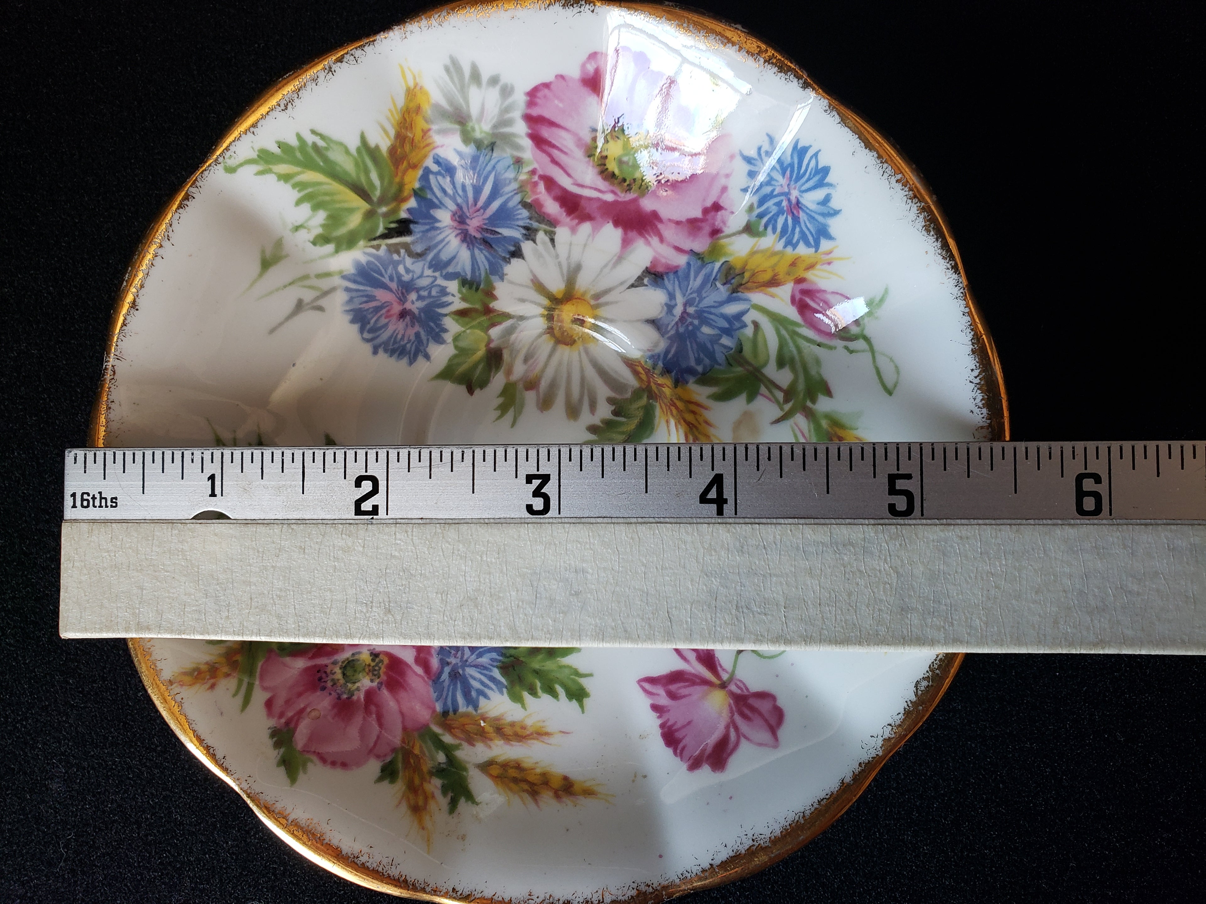 Vintage Royal Albert Harvest Bouquet Saucer ONLY (lot 2040)