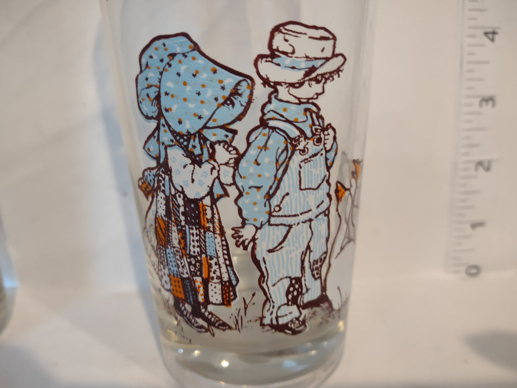 Set of 10 Holly Hobbie Glass The World Is Full of Happy Surprises (lot 2749c)
