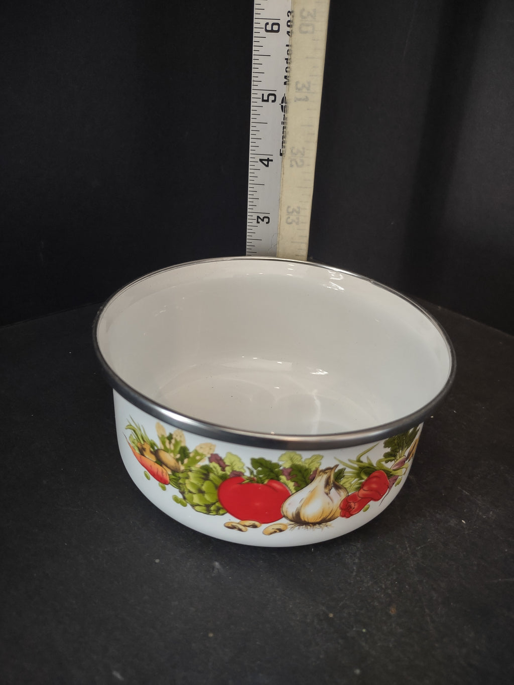 Vintage Riviera Porcelain on Steel Cook & Serve Set Container Lid (lot 2972c)