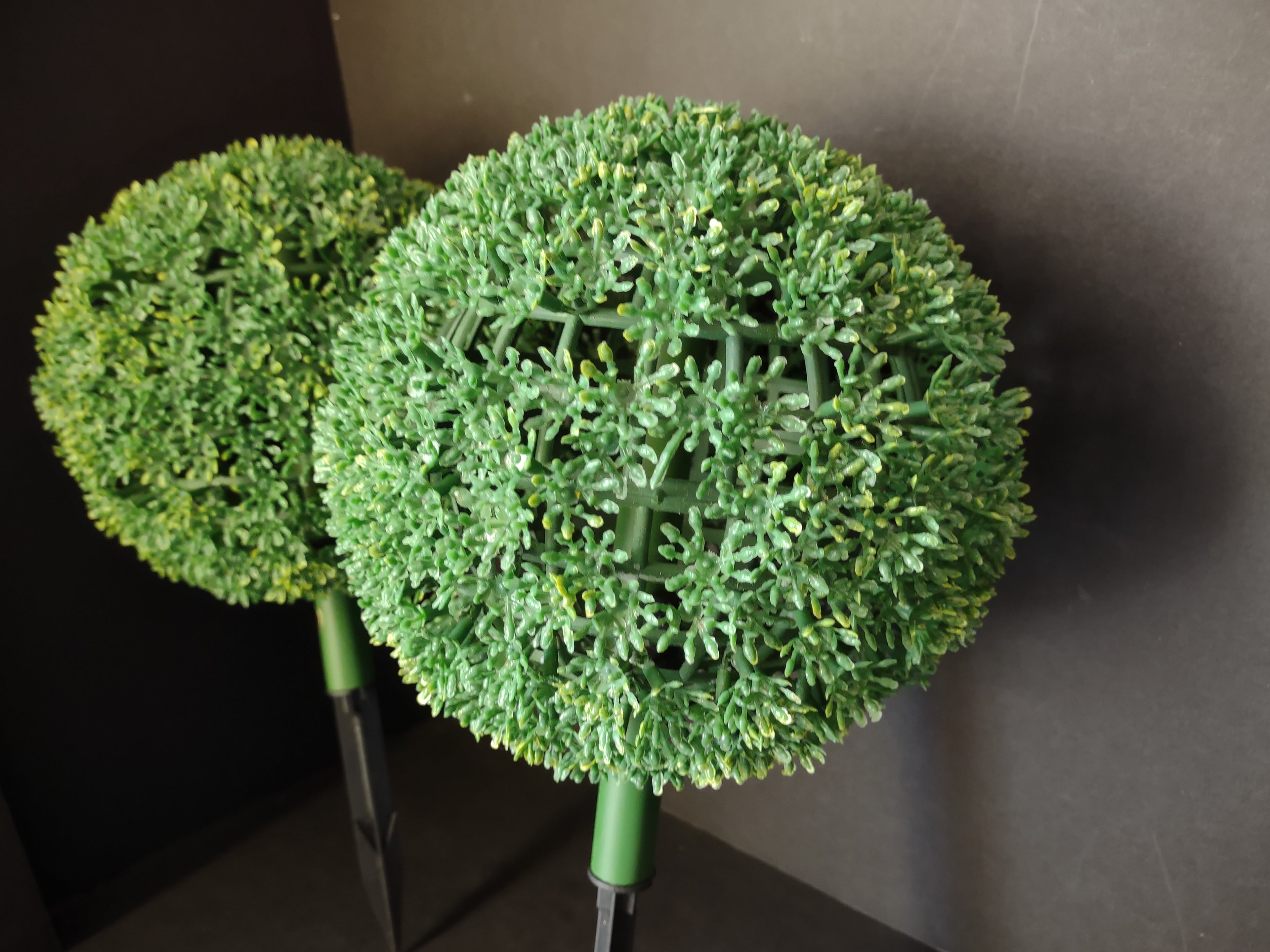 Set of 2 Artificial Green Shrub on Stake 8" (lot 1626)