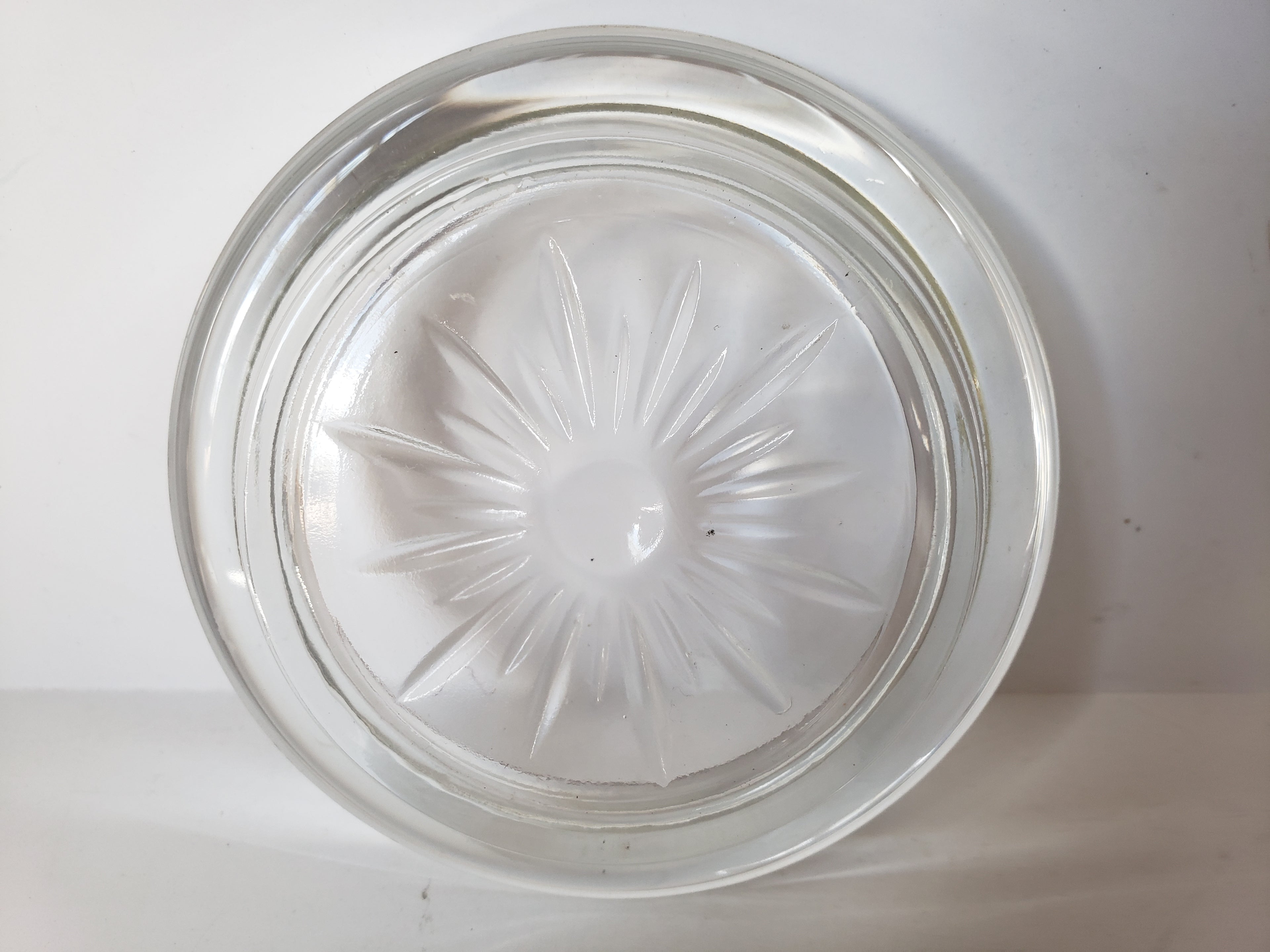 Vintage 4 x Glass Coasters (lot 2211)