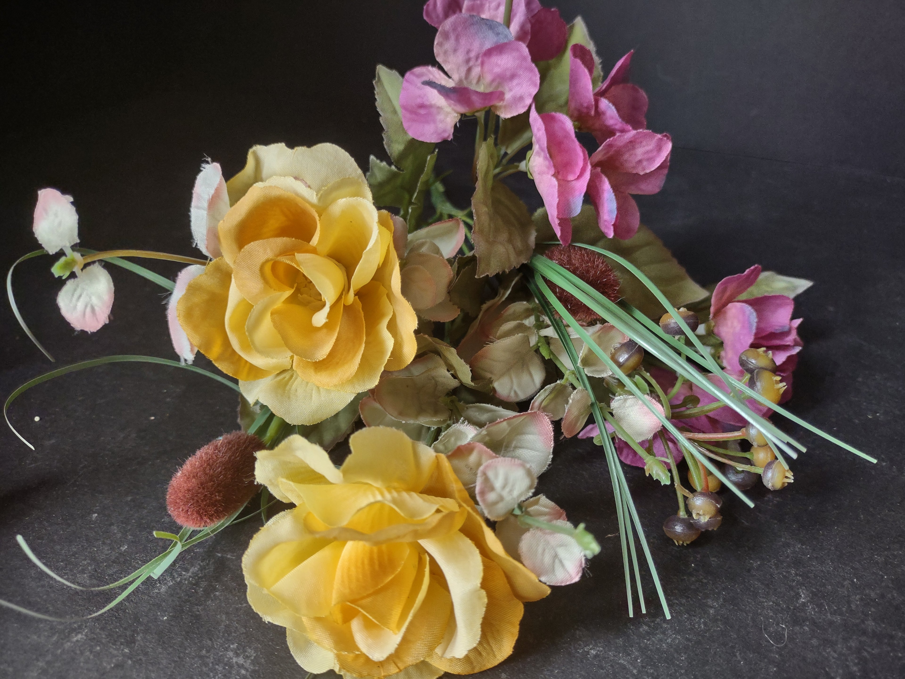 Halloween Thanksgiving Fall Artificial Rose Lilly Mums Twig x 3 (lot 3114)