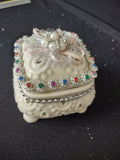 Ceramic Trinket Box (lot 2376)