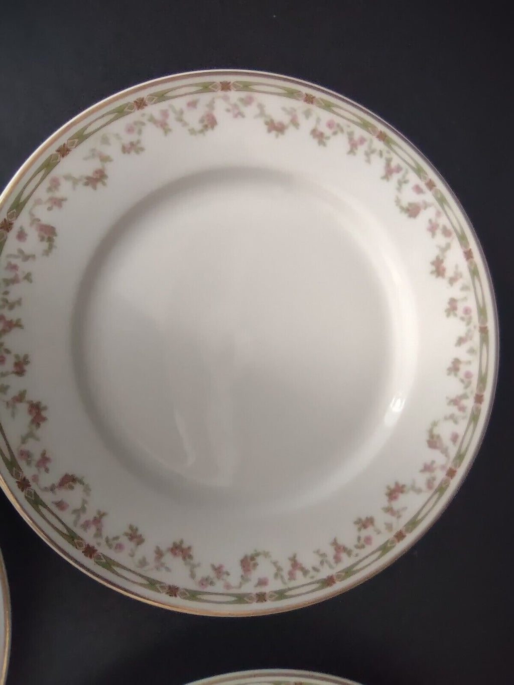 Haviland Limoges Schleiger 346 Red Rose 3 x Salad Lancheon Plate 8-1/2" (lot 545