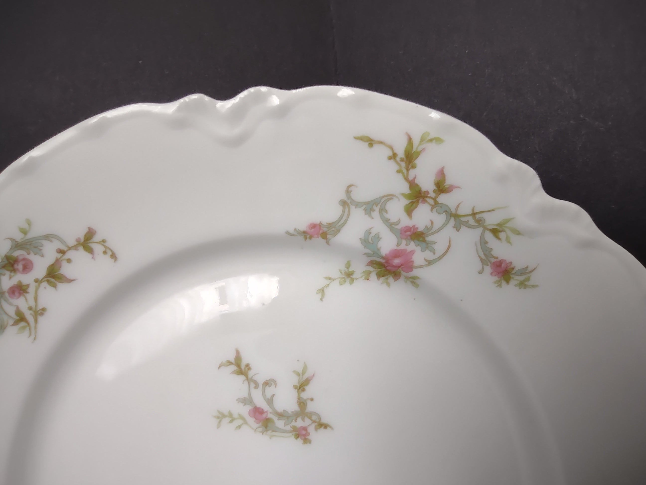 Haviland Limoges Dessert Plate White Scalloped Edge Rose Blue Ribbon (lot 854)