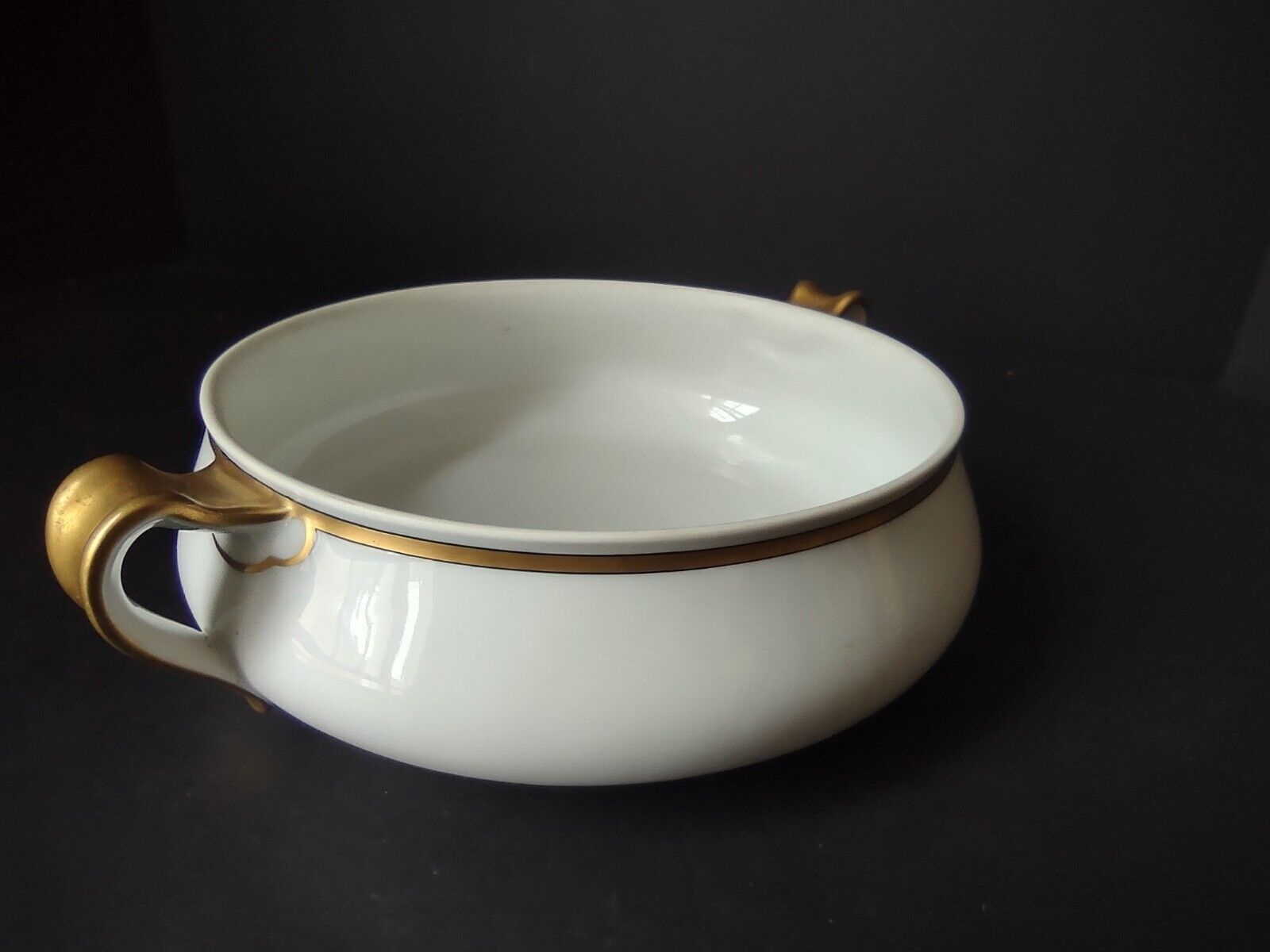 Haviland Limoges Gold & Black Trim White Round Tureen Bowl NO LID (lot 672)
