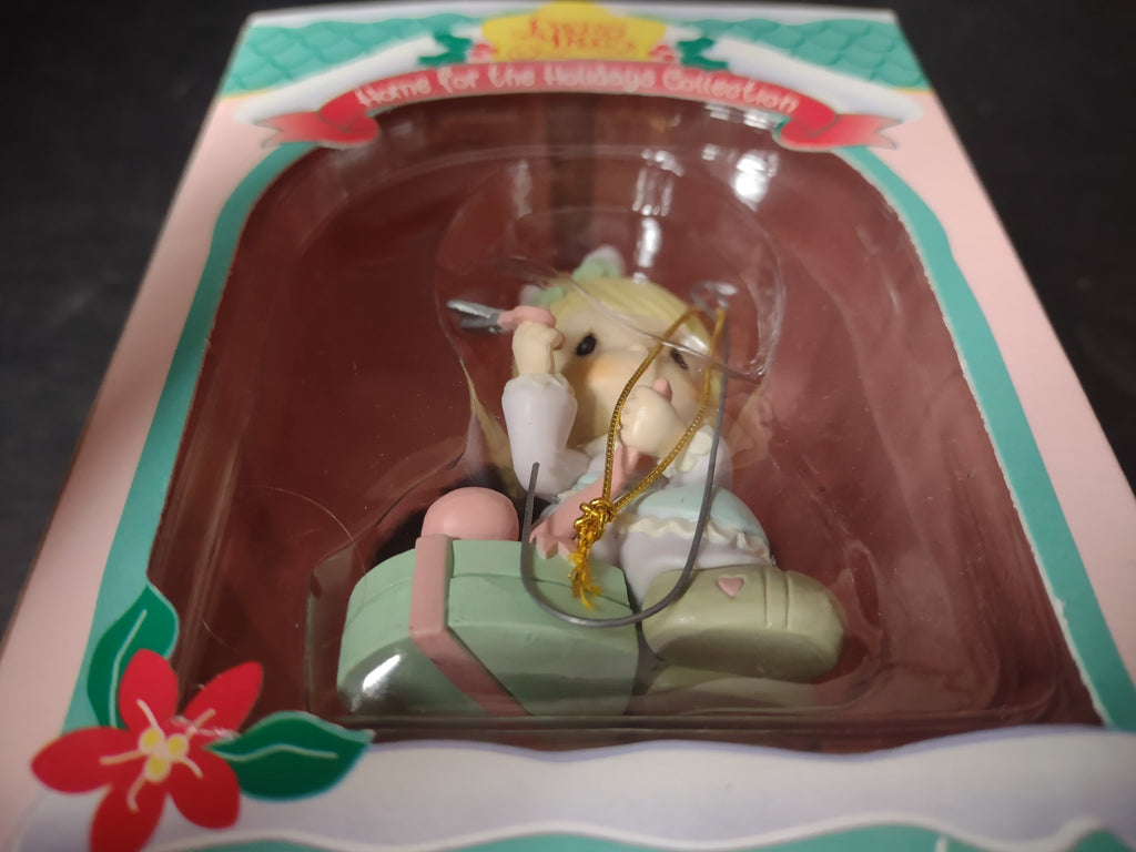 Precious Moments Home for Holidays Christmas Ornament (lot 2486c)