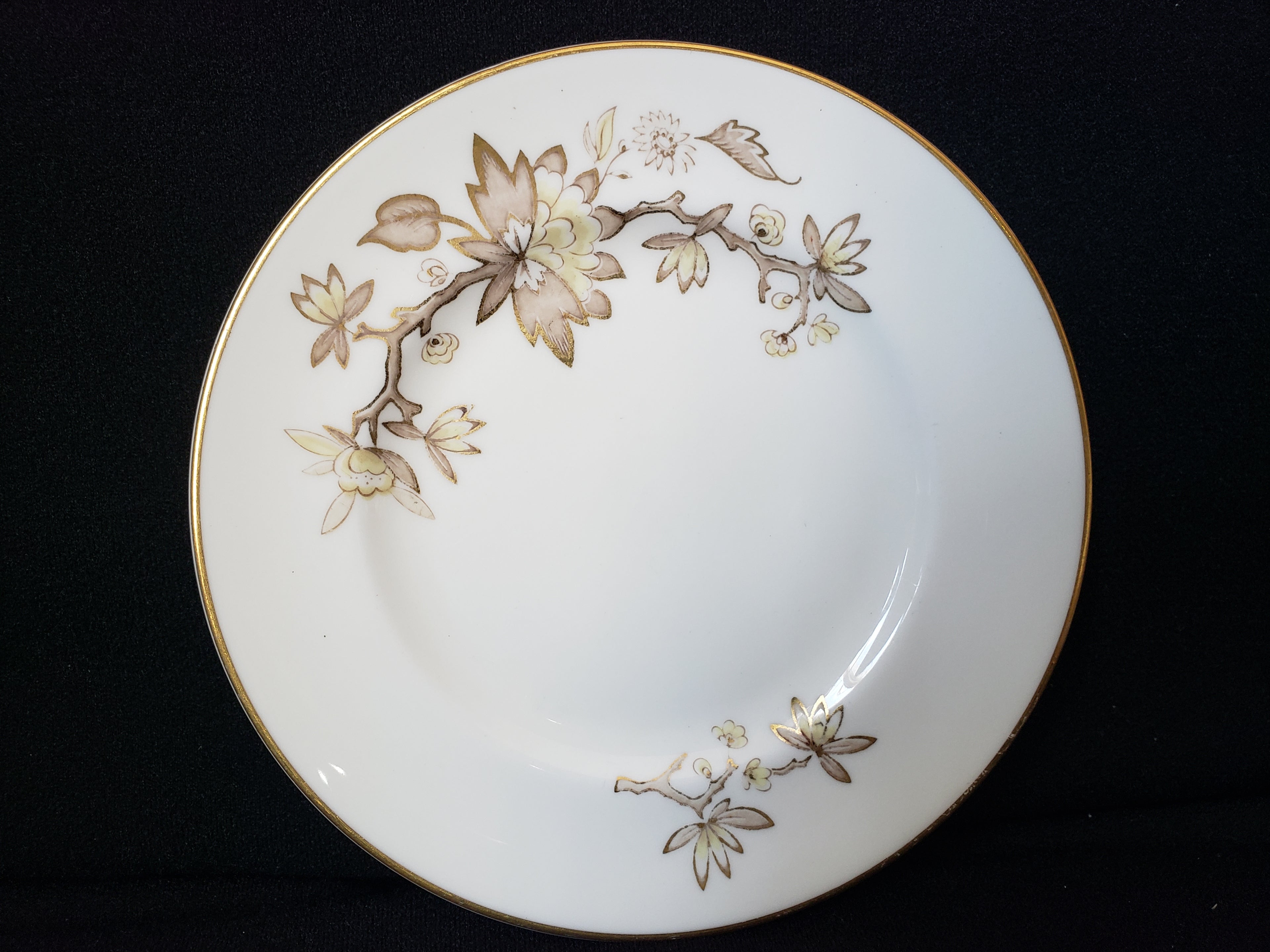 Vintage Royal Worcester Reverie Salad or Dessert Plate 8" (lot 2136)