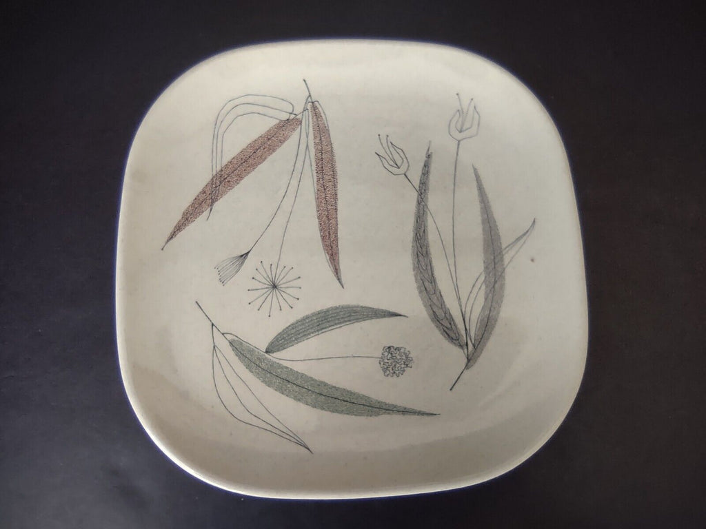 Franciscan Trio Dinner Plate (lot 443)