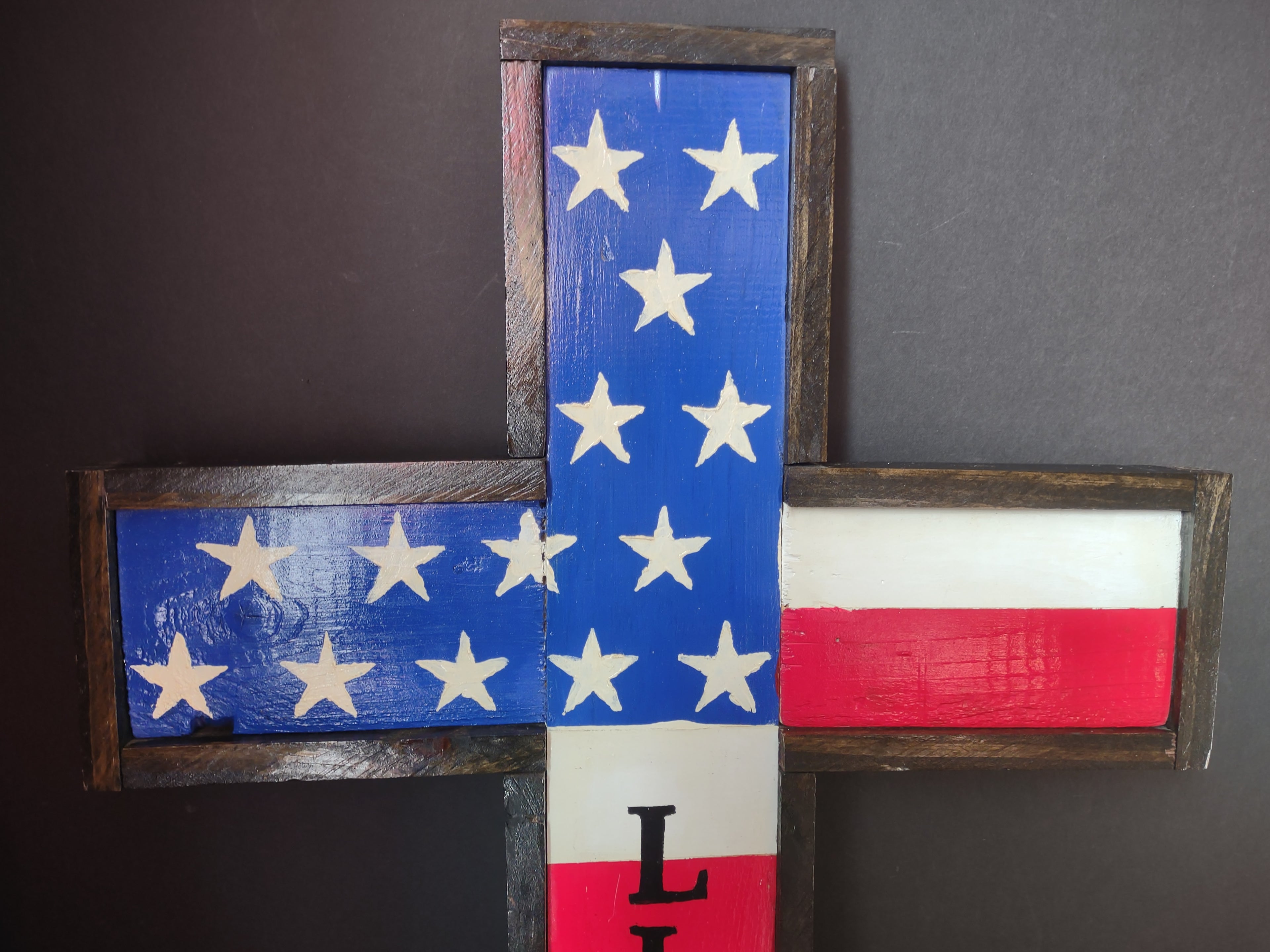 Handmade Patriotic Stars American Wooden Cross 27" x 17" (lot 3378)