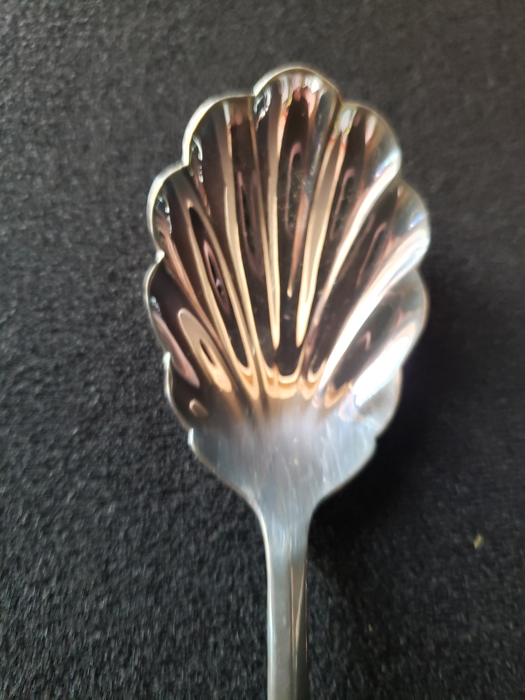 Vintage Oneida Silverplated 2 piece Party Dessert Set Tray Spoon (lot 2169)