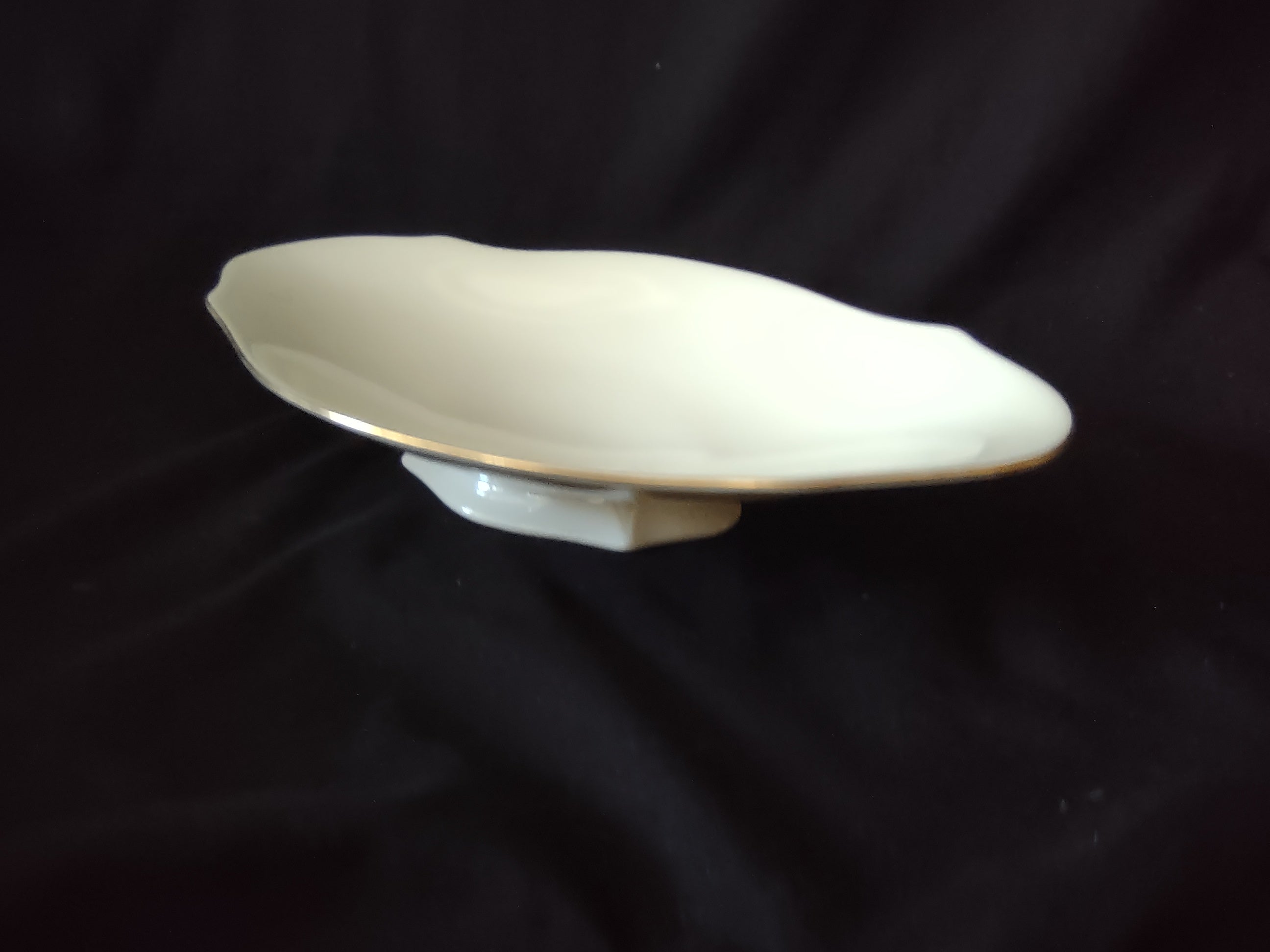 Vintage Lenox Oval Footed Serving Bowl (lot 1985)
