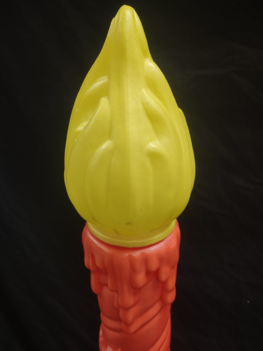 Vintage Christmas Blow Mold Candle Pine Cones Light Up 36" (lot 2320)