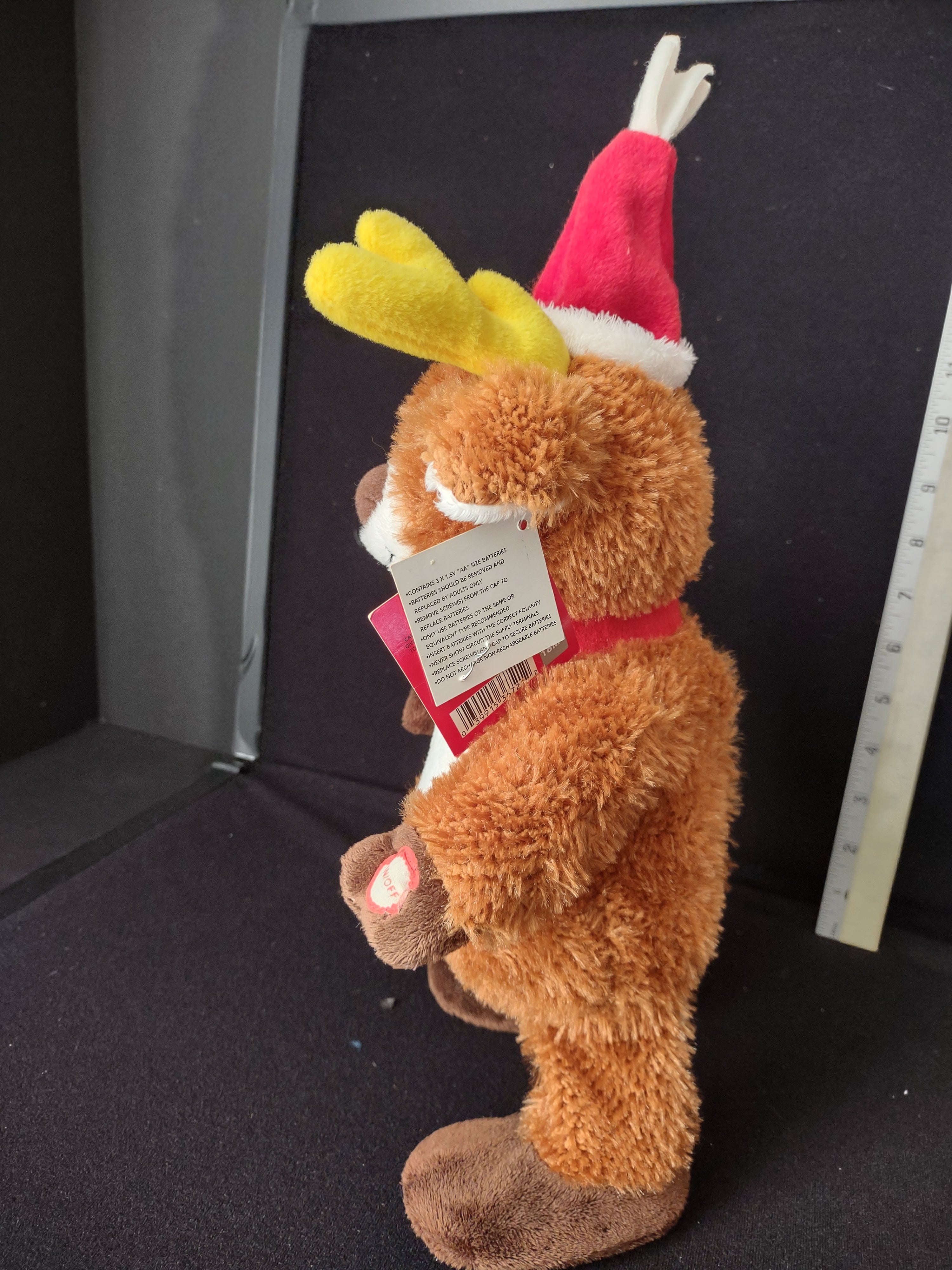 Christmas Vintage Russ Singing Dancing Jingle Bells Reindeer Plush (lot 2347)