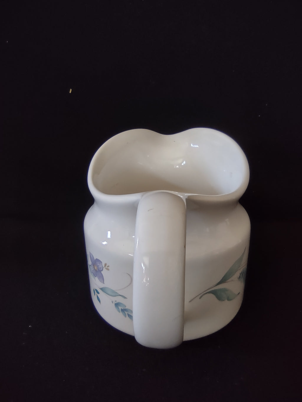 Vintage Pfaltzgraff Gravy Boat April Flowers Pink Lavender Green (Lot 5023)
