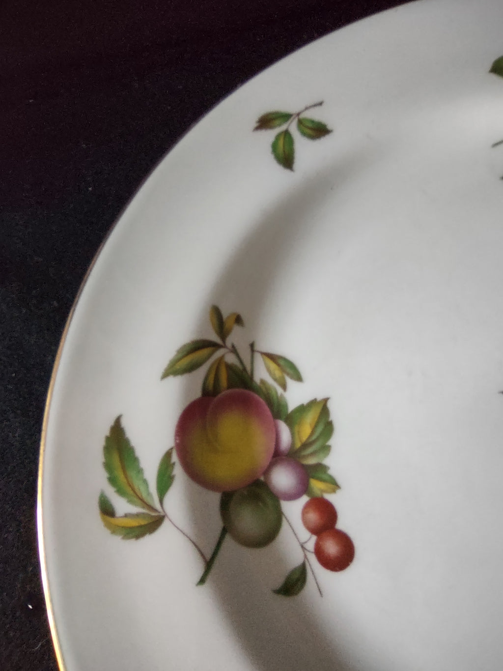 Vintage Spode Dinner Plate Blenheim #32 Bone China Gold Trim (Lot 5719)